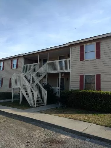 222 Lanier Dr. Apt. 410 Statesboro, GA 30458 (2 Bed/ 2 Bath) JULY RENTAL