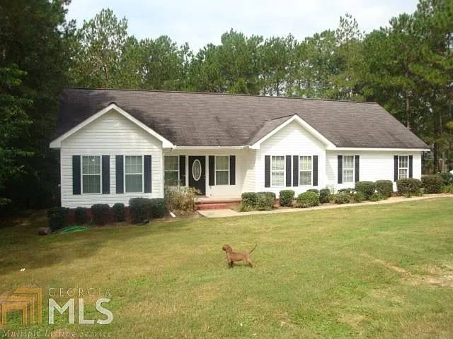 702 Guinevere Ct. Statesboro, GA 30458 (4 Bed/ 4 Bath) AUGUST RENTAL