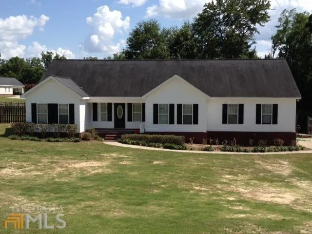 608 Lancelot Ct. Statesboro, GA 30458 (4 Bed/ 4 Bath) AUGUST RENTAL