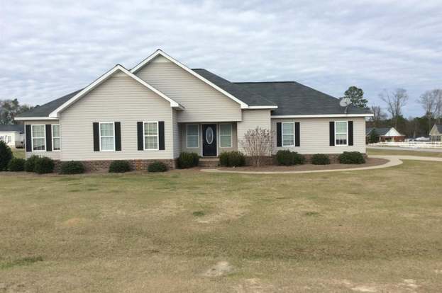 400 Andrew Dr. Statesboro, GA 30458 (4 Bed/ 4 Bath) AUGUST RENTAL